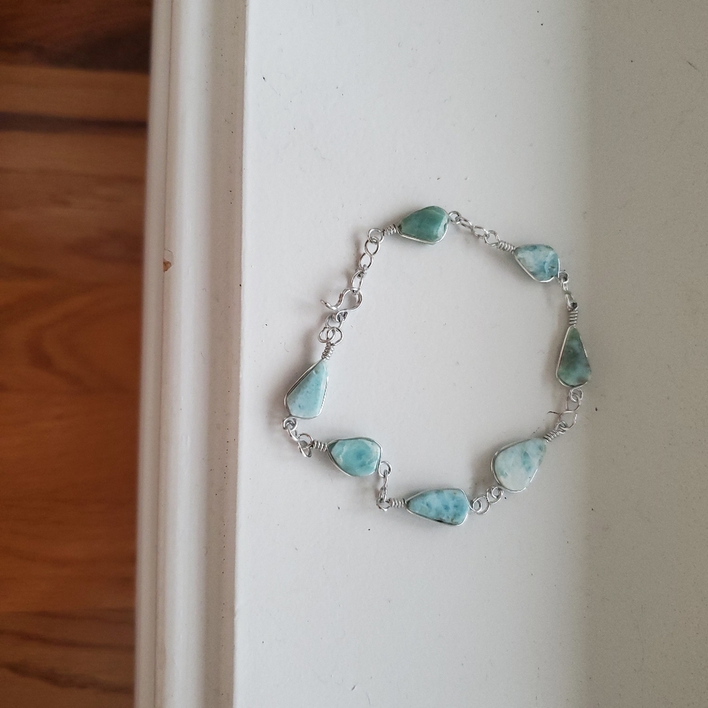 Light blue stone bracelet